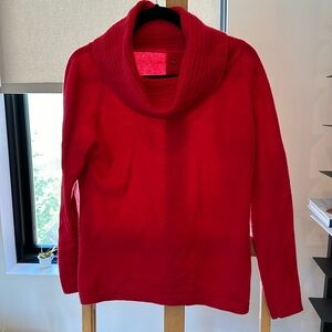 Tahari cashmere sweater